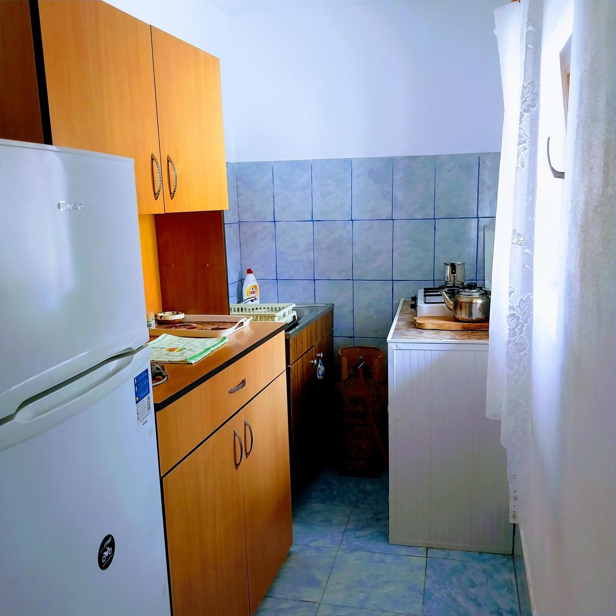 Casa Andreea Hotel Novaci-Străini Buitenkant foto
